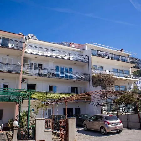 Apartment Julijana Makarska