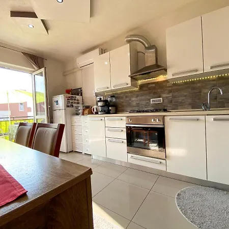 Julijana Apartment Makarska