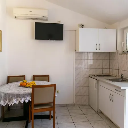 Apartment Julijana *